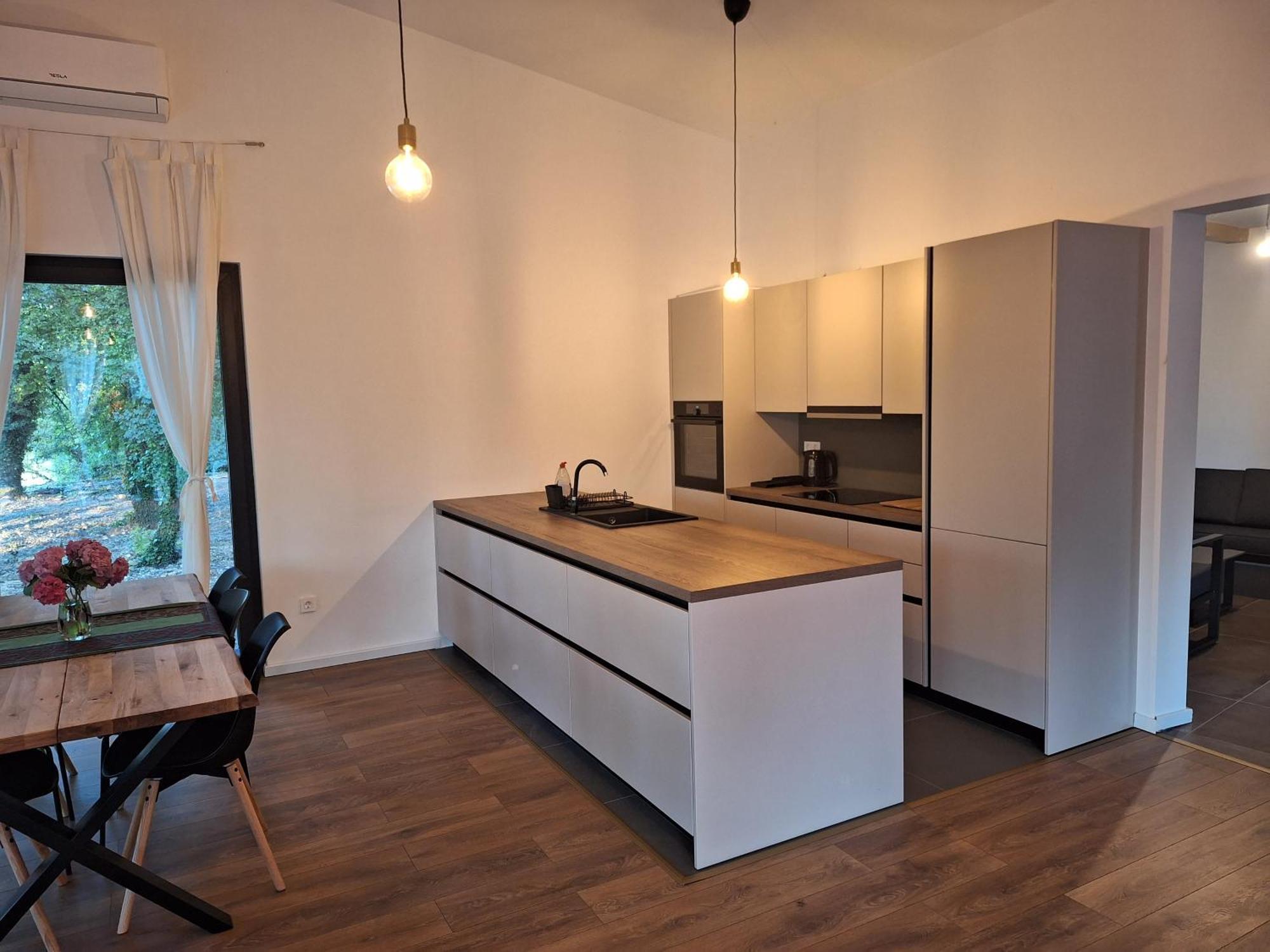 Farah Superior Apartments Bihać エクステリア 写真